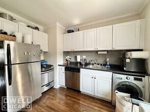 2149 N Fremont St, Unit 1N in Chicago, IL - Building Photo - Building Photo