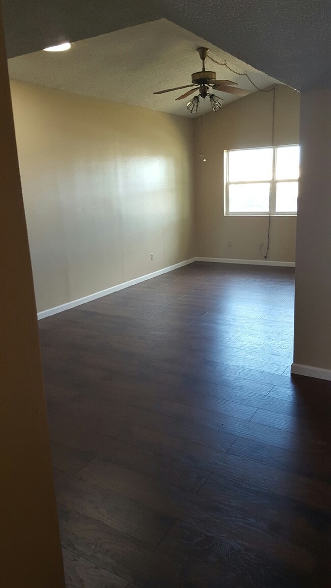 5713 Wabash St in Amarillo, TX - Building Photo - Building Photo