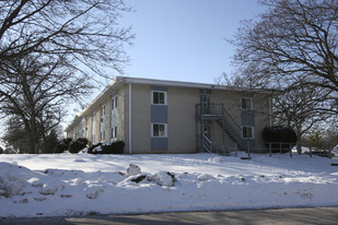 Blackhawk Manor Apartments