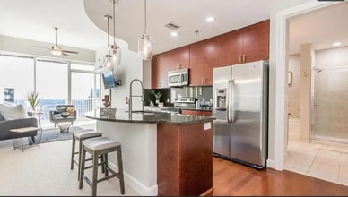 301 Fayetteville St, Unit 3312 in Raleigh, NC - Foto de edificio - Building Photo