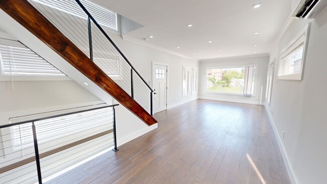 property at 93 Skidmore Ln