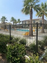 4370 S Alegre Privado in Ontario, CA - Foto de edificio - Building Photo