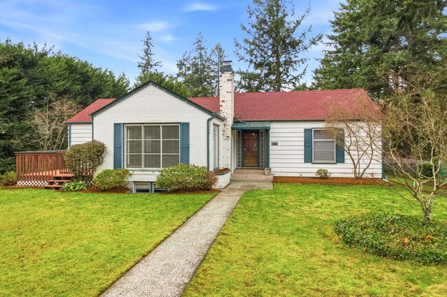 property at 8131 Veterans Dr SW