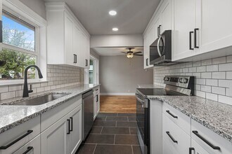 345 W 17th St in Idaho Falls, ID - Building Photo - Building Photo