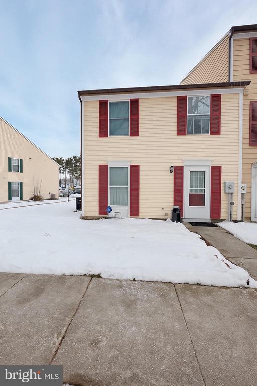 property at 2502 Greenwood Dr