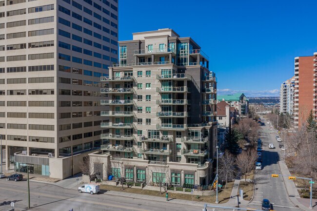 Churchill Estates in Calgary, AB - Building Photo - Building Photo