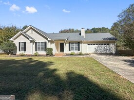 877 City Pond Rd in Winder, GA - Building Photo