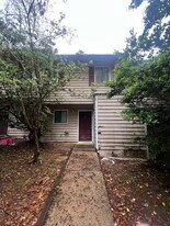 3720 Rock Brook Dr in Tallahassee, FL - Building Photo