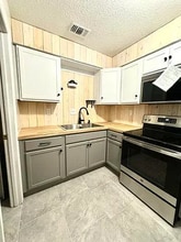 1017 Stevens Creek Rd in Augusta, GA - Foto de edificio - Building Photo