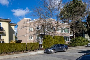 2245 Eton St in Vancouver, BC - Building Photo