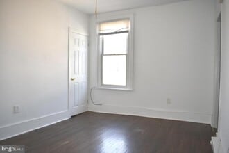 6031 Market St in Philadelphia, PA - Building Photo - Building Photo