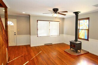 221 Henderson St in Jackson, MO - Building Photo - Building Photo