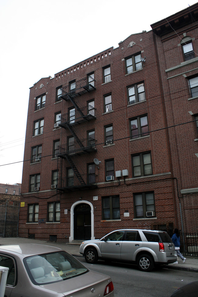 2604 Bainbridge Ave in Bronx, NY - Building Photo - Building Photo