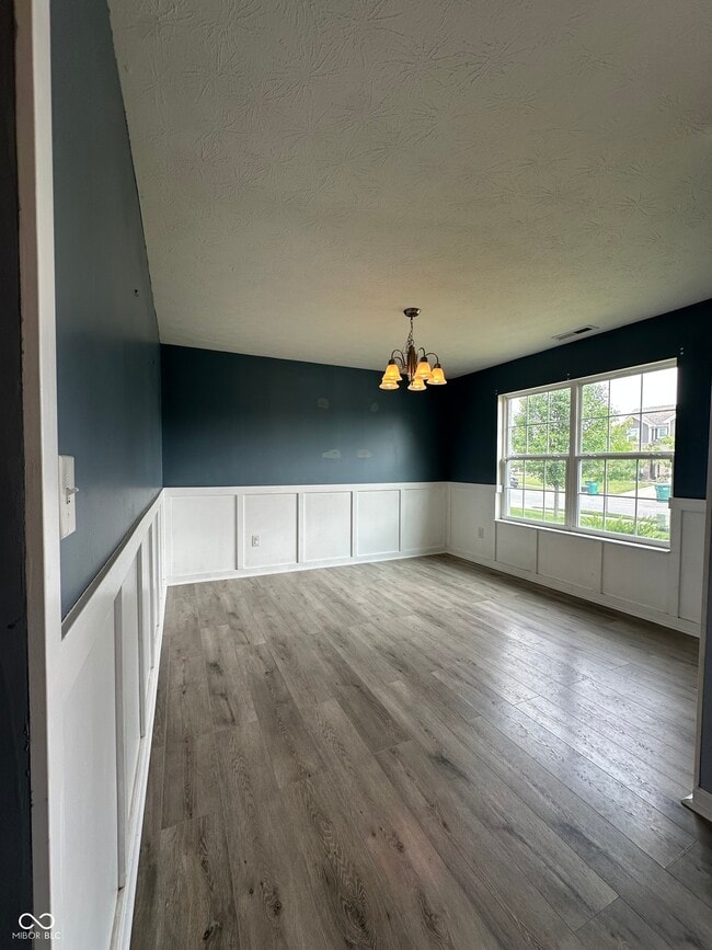 972 Redwood Dr in Franklin, IN - Building Photo - Building Photo