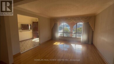 639 Royal York Rd in Toronto, ON - Building Photo - Building Photo