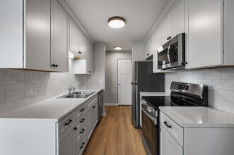 1551 Namekagon St in Hudson, WI - Building Photo - Building Photo