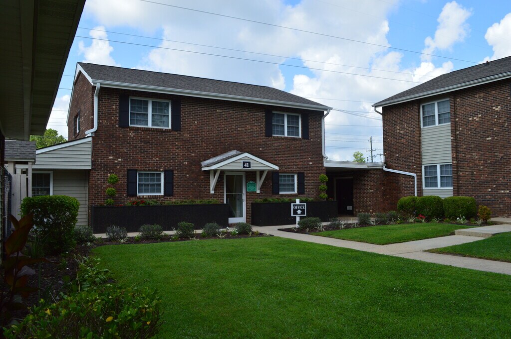 Cardinal Village Apartments Jacksonville, NC Apartments