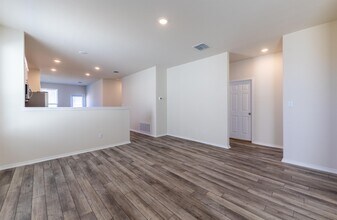 229 Cherry Vine Dr in Buda, TX - Building Photo - Building Photo