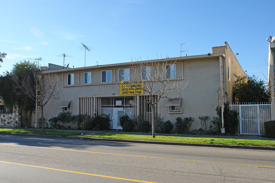 1167 S Fairfax Ave in Los Angeles, CA - Building Photo