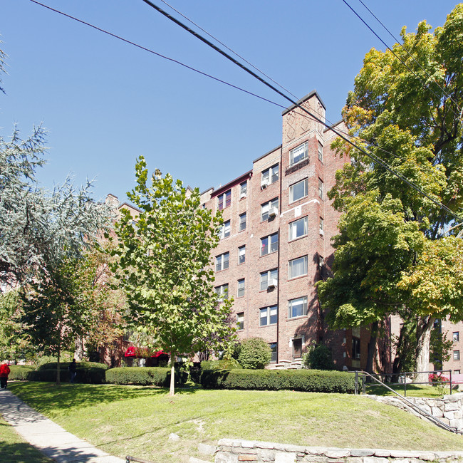 Franklin Court in White Plains, NY - Foto de edificio - Building Photo