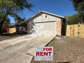 11411 Big Elk Dr in San Antonio, TX - Building Photo