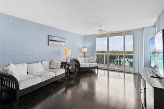 9201 Collins Ave in Surfside, FL - Building Photo - Building Photo