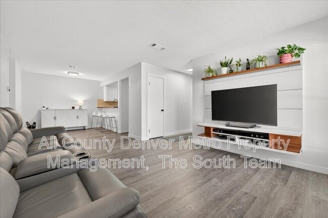 property at 7250 S Gaylord St