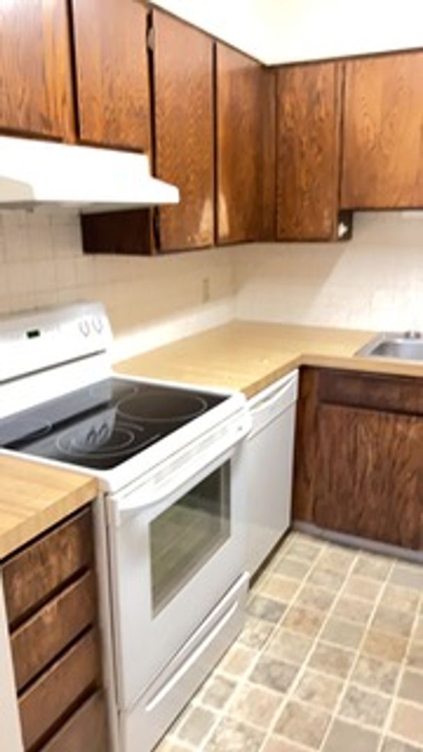 808 Delaware Ave, Unit Unit D in Longmont, CO - Building Photo - Building Photo