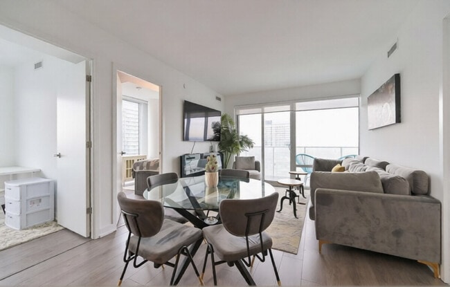 property at 7 Wood St