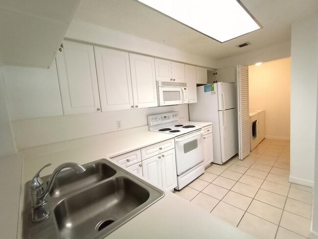 property at 3018 Alcazar Pl