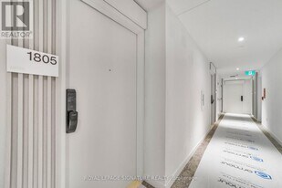 28 Ann St in Mississauga, ON - Building Photo