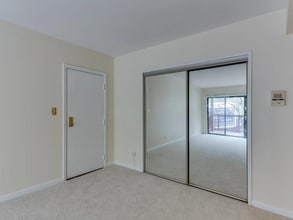 103 Skyhill Rd in Alexandria, VA - Building Photo - Building Photo