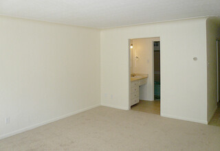 800 N Cherry St, Unit 4 in Denver, CO - Building Photo - Building Photo