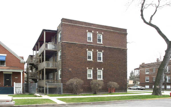 6757 S Prairie Ave in Chicago, IL - Building Photo