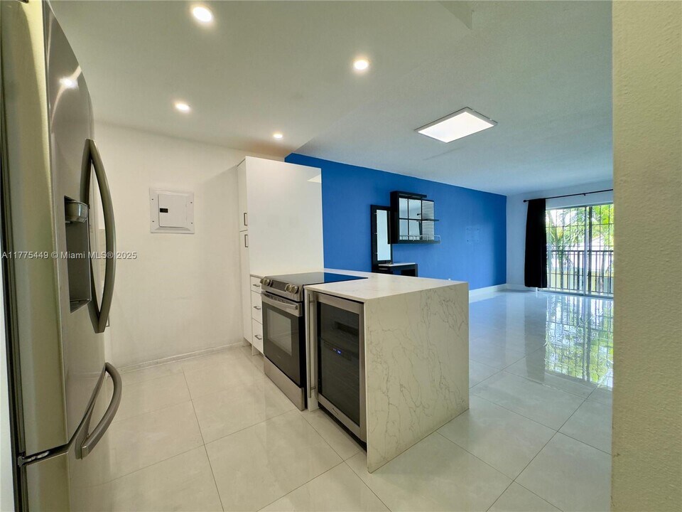 1530 SW 2nd St in Miami, FL - Building Photo