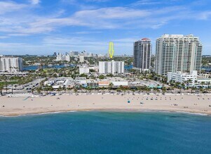 200 S Birch Rd, Unit 203 in Fort Lauderdale, FL - Foto de edificio - Building Photo