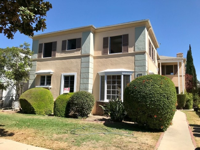 1050 S Genesee Ave, Unit 1050, Unit 1050