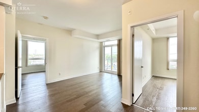 3560 St Clair Av E in Toronto, ON - Building Photo - Building Photo