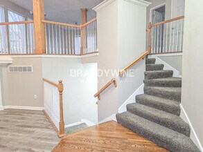 13313 Redwood Ln in Smithville, MO - Building Photo - Building Photo