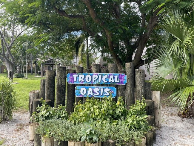 221 SE 1st Ave in Boynton Beach, FL - Building Photo - Building Photo