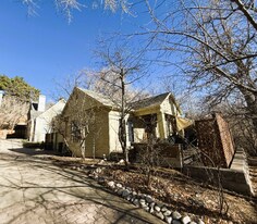 557 Pearl St in Boulder, CO - Building Photo