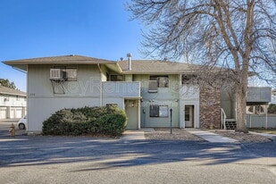 1112 Elysian Field Dr in Lafayette, CO - Building Photo