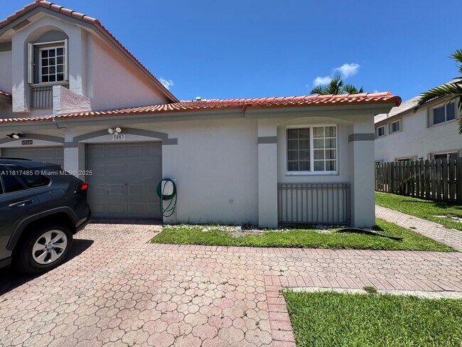 5083 NW 116th Ave
