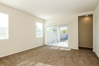 3018 S 78th Ln in Phoenix, AZ - Foto de edificio - Building Photo