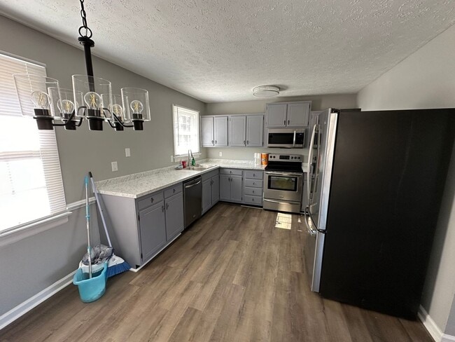 1209 Craigmont Dr in Lynchburg, VA - Building Photo - Building Photo
