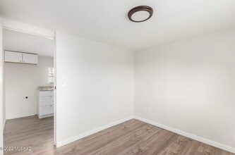 3814 S Liberty Ave, Unit 3814 in Tucson, AZ - Building Photo - Building Photo