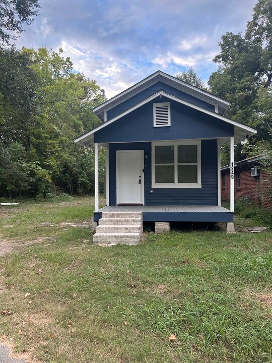 1249 Swart St in Baton Rouge, LA - Building Photo
