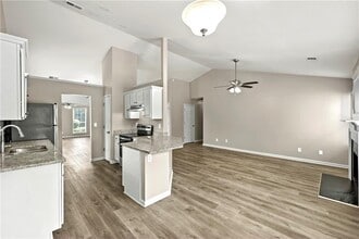 6020 Aderhold Way in Alpharetta, GA - Building Photo - Building Photo