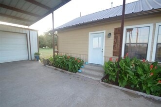 261 Red Rd in Howe, TX - Building Photo - Building Photo