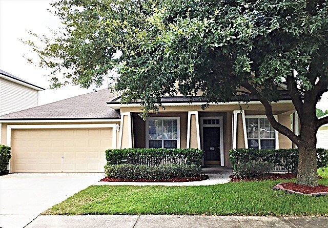 9140 Prosperity Lake Dr in Jacksonville, FL - Building Photo